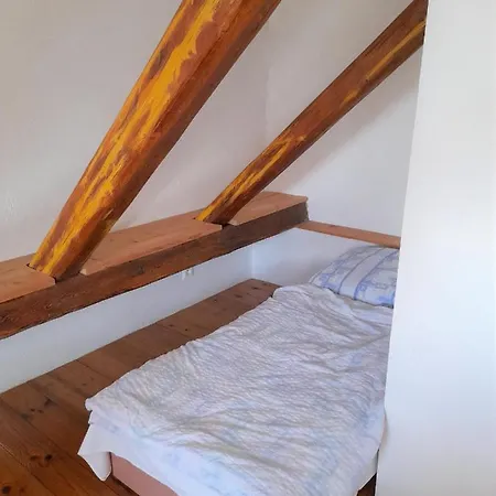 Statek Pod Javorici 3*