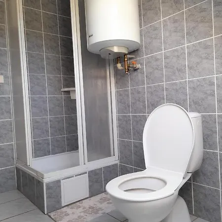 Statek Pod Javorici 3*